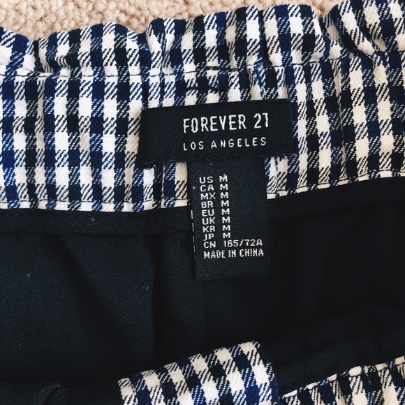 forever 21 high-waisted sailor shorts - Picture 2 of 3